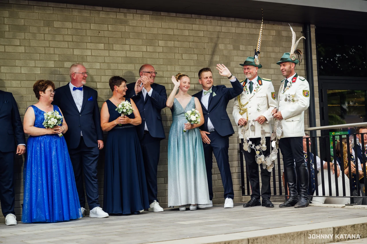 Ehrung und Anlegen der Königskette