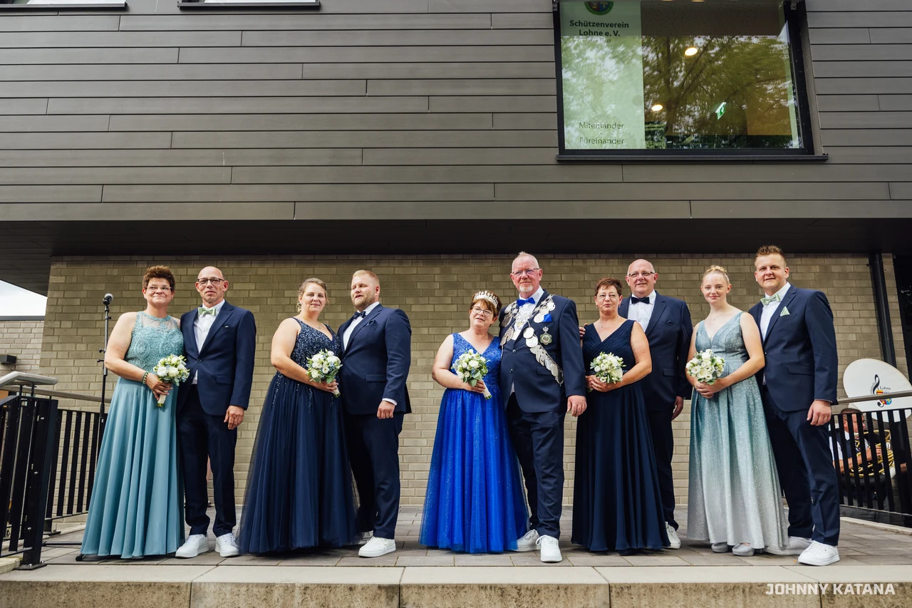 Ehrung und Anlegen der Königskette